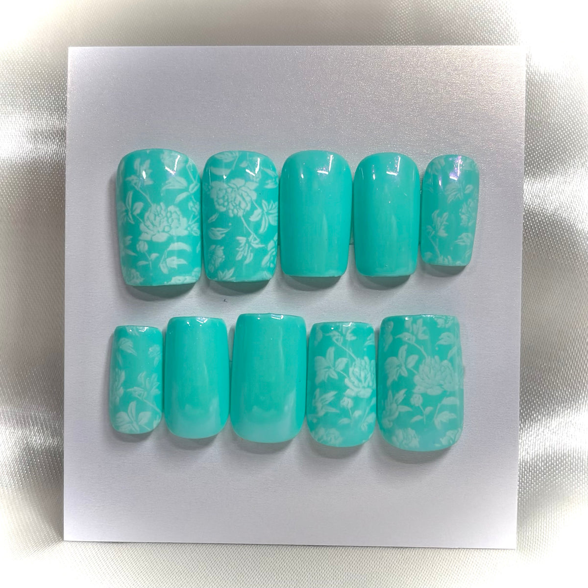 Turquoise Bloom Press-on Nails