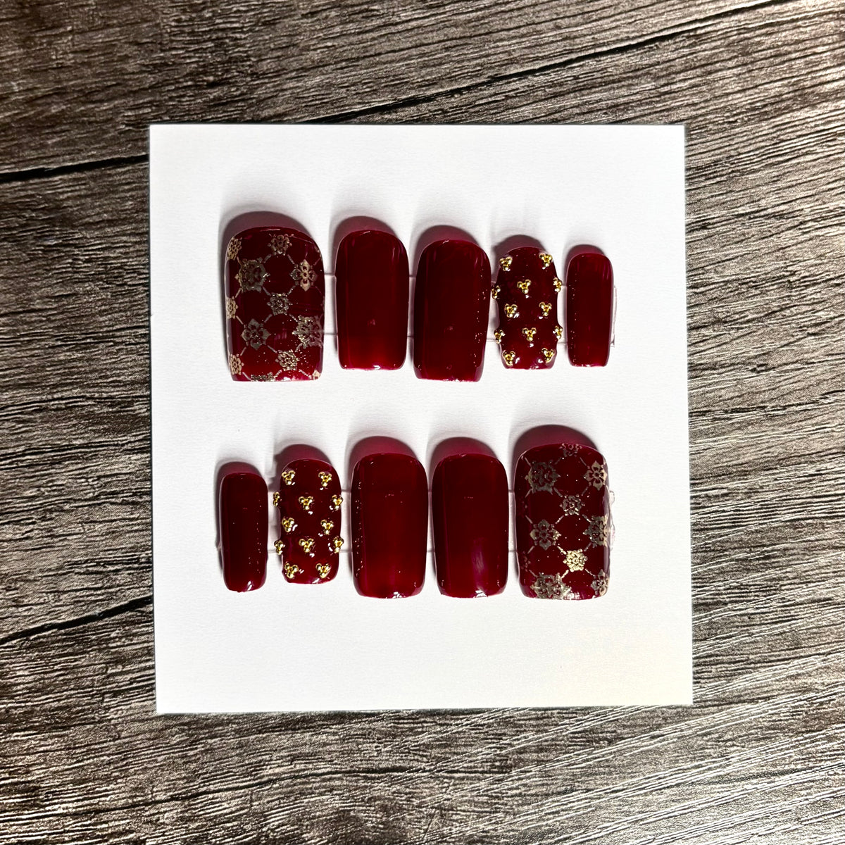 Red Velvet Press-on Nails